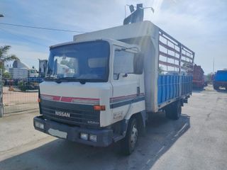 CAMIÓN NISSAN L80-98 REFERENCIA: C-3251