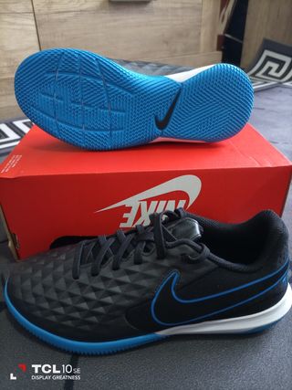 zapatillas niño Nike JR Legend 8 Academy IC