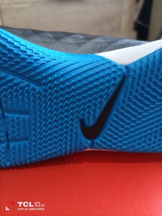 zapatillas niño Nike JR Legend 8 Academy IC