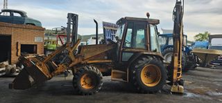 RETRO EXCAVADORA REFERENCIA: M-778