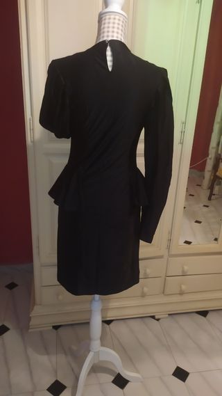 Vestido ceñido recto