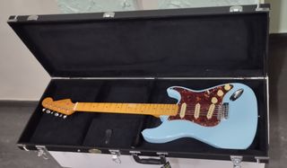 Strat Nitro Daphne blue