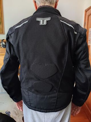 Giubbotto moto estivo in rete con protezioni Liv.2
