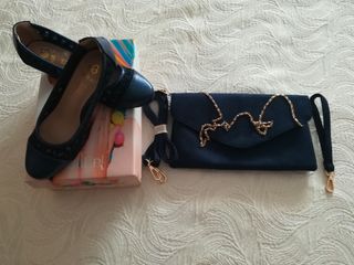 Zapatos de señora y bolso 