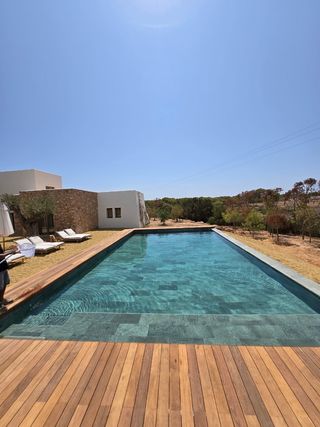 Técnicos en mantenimiento de piscinas