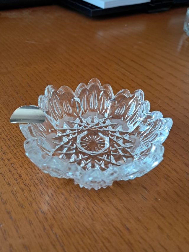 Ceniceros vintage de cristal pesado.