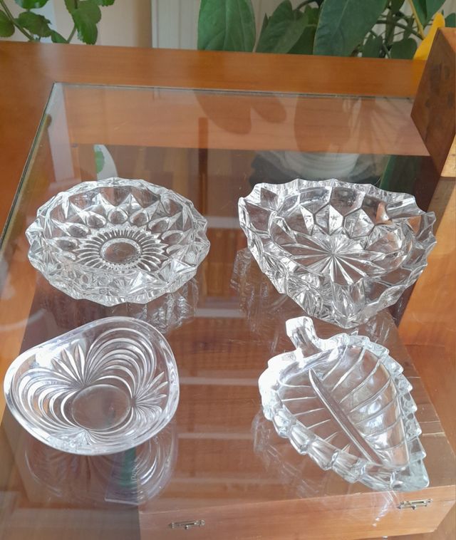 Ceniceros vintage de cristal pesado.
