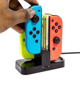 Estación de carga para mandos