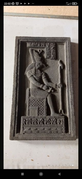 Talla o cuadro de piedra volcánica