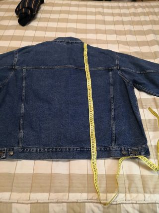 Bonita Chaqueta vaquera caballero. 