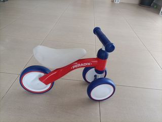 Triciclo para bebe a partir de 18 meses