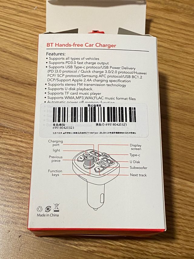 Manos libres Bluetooth y cargador para coche