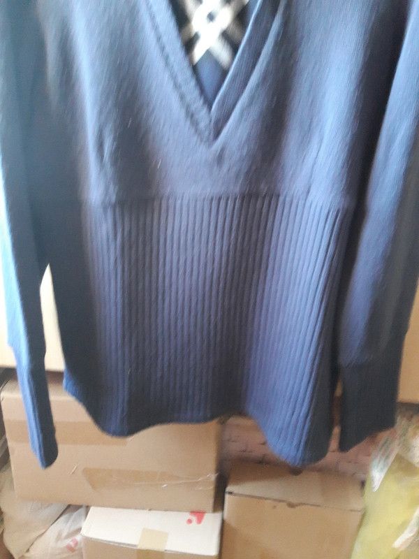 maglione con cappuccio