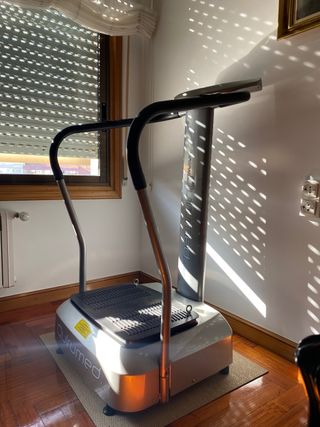 Plataforma Vibratoria y Oscilante para fitness