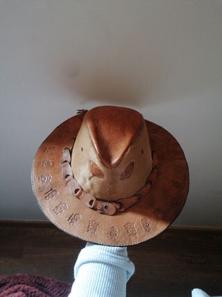 Sombrero piel marrón