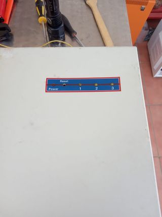 Central de alarma marca PRO-COMM modelo UP308