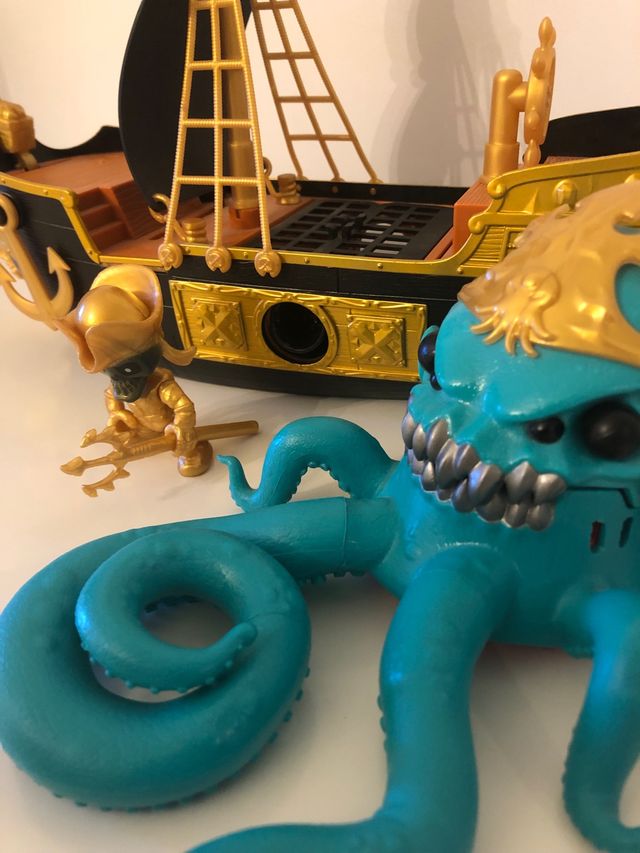 Barco pirata treasure x de segunda mano por 20 EUR en Leganés en WALLAPOP