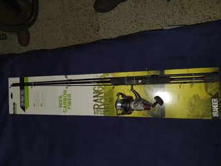 CAÑA DE PESCAR DE  CARBONO a  estrenar.