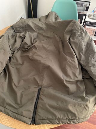 Abrigo largo verde militar