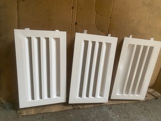 REJILLAS Y PUERTAS DE LAMAS METÁLICAS A MEDIDA