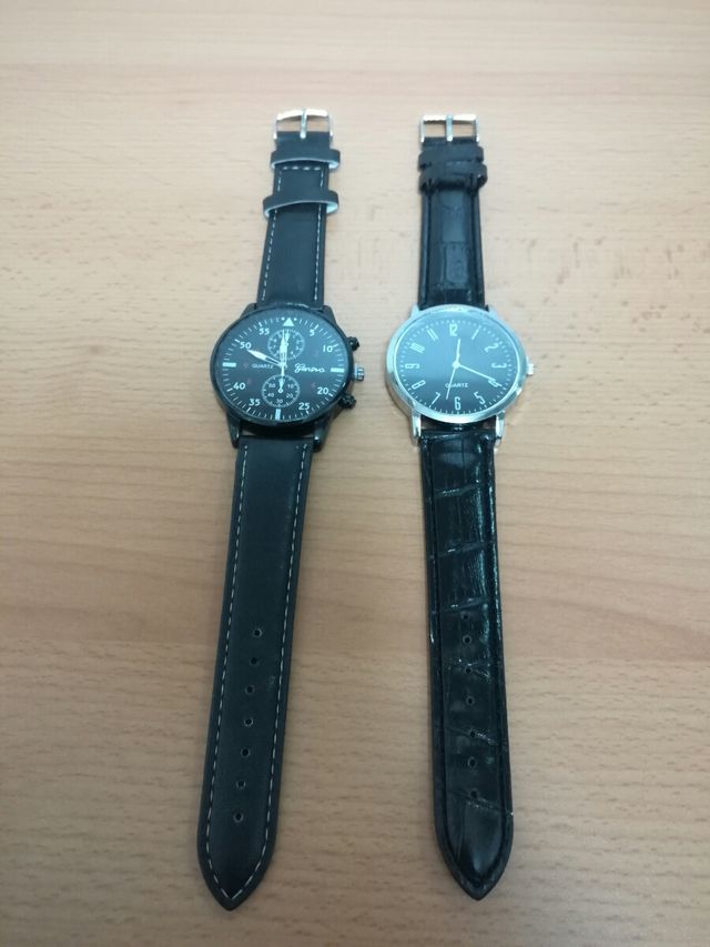 2 RELOJES QUARTZ DE PULSERA DE CUERO