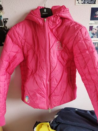 cazadora rosa