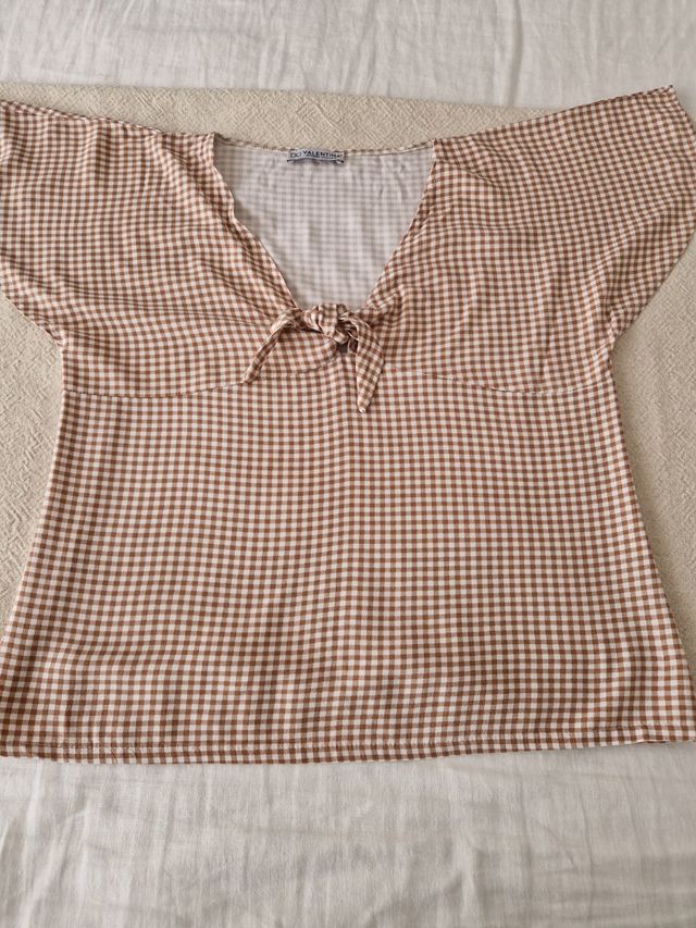 Blusa cuadros chica