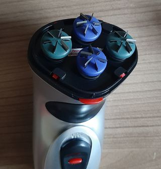 Máquina afeitadora facial