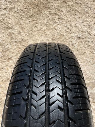 175/65/14C/90:88T. Vendo Neumático Ocasión!