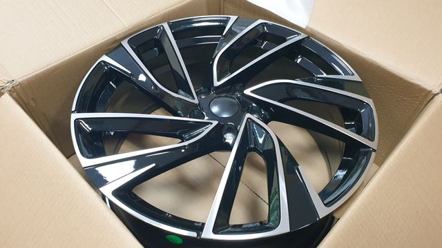 LLANTAS 17 GOLF GTI BLACK PERFORMANCE