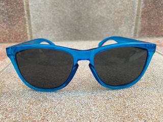 Gafas azules lente negra