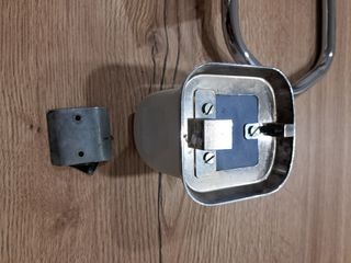 Conjunto accesorios baño, porcelana y acero inox.