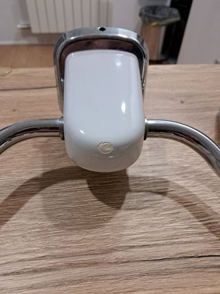 Conjunto accesorios baño, porcelana y acero inox.