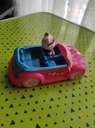 Coche Hello Kitty