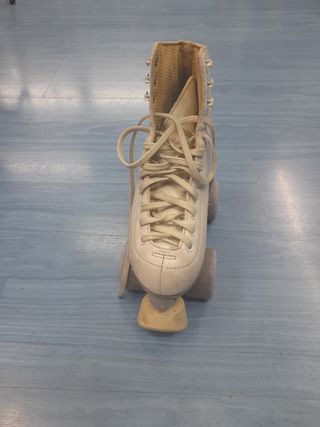 Patines de cuatro ruedas artístico marca SUNN