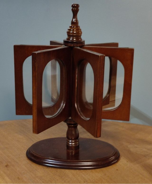 Porta foto vintage girevole per 12 foto