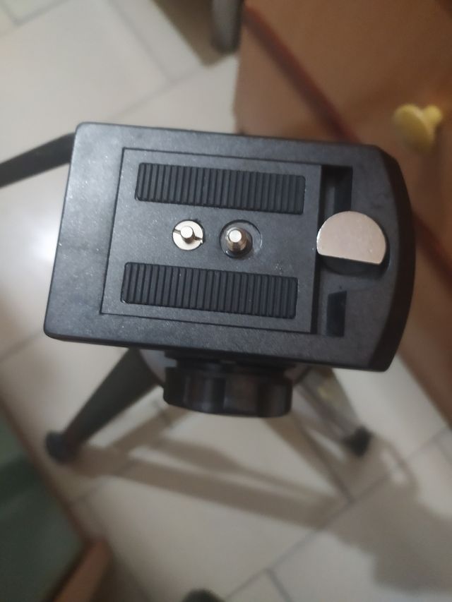 Trípode Profesional Plegable Hasta 165cm