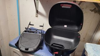 maletin y soporte top case