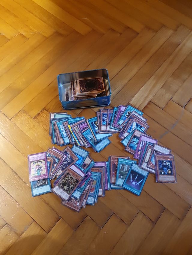 100 carte Yu-Gi-Oh