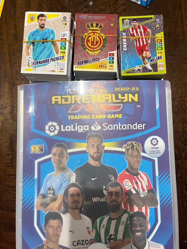 cambio o vendo Adrenalyn La Liga 222323242425