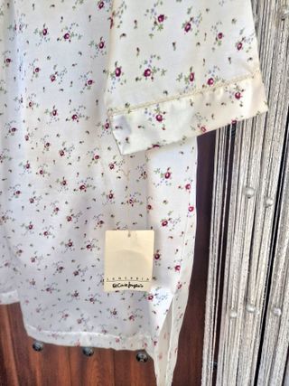 Camison Nuevo oon Eitqueta