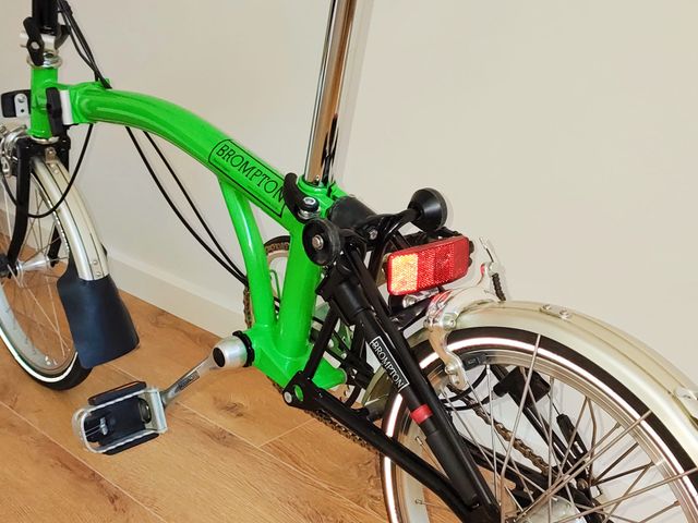 Bicicleta Brompton M3L 3velocidades verde plegable