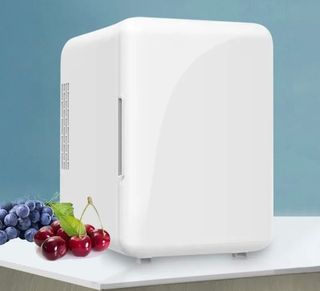 Mini geladeira portátil