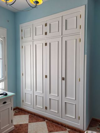 pintor lacado de blanco y barniz  te lo financiamo