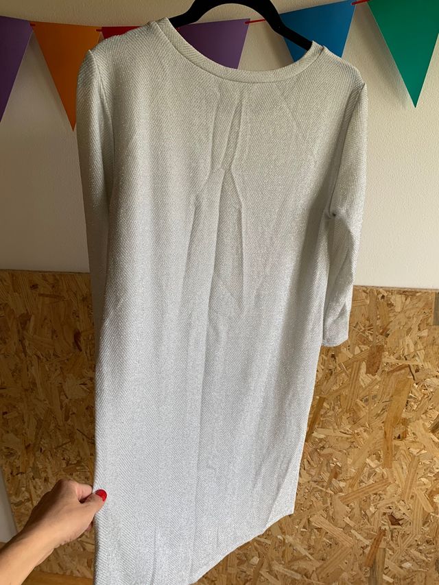 Vestido brillante plateado