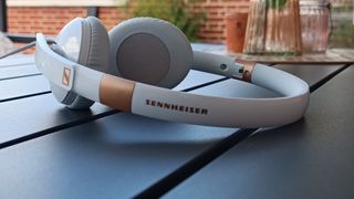 Auriculares Diadema Sennheiser HD 2.30G
Blancos
