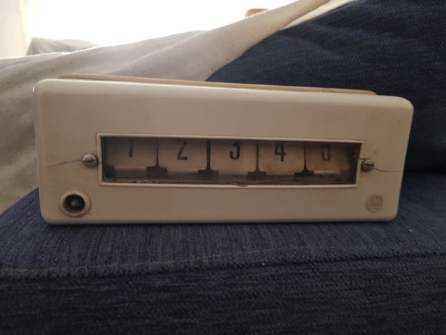 Cuadro indicador de llamada antiguo