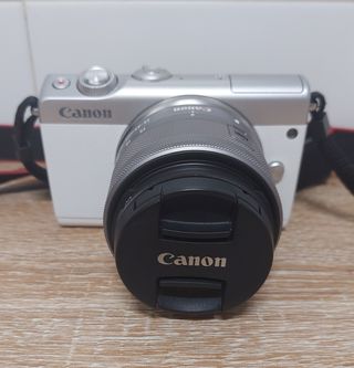Canon EOS M100
