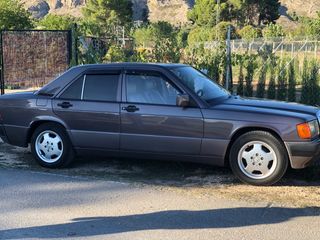 Mercedes-Benz 190 1993