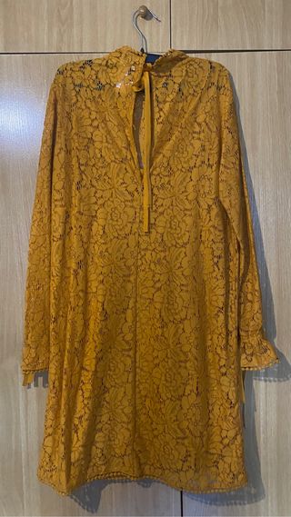 Vestido NUEVO encaje cuello cisne